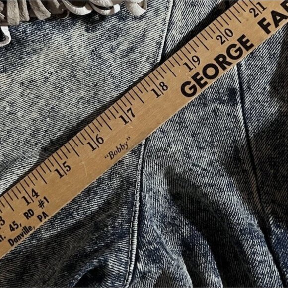 Outerwear by Phoenix Vintage Acid Washed Distressed Fringe Denim Jean Jacket - Picture 4 of 8
